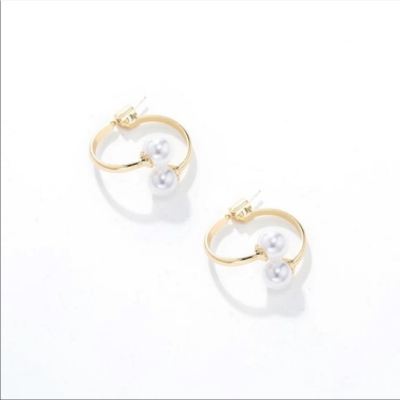 NEW Double Sided Faux Pearl & Gold Hoop Earrings - Picture 9 of 11